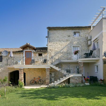 Apartments Borgo 8 Tar-Vabriga ภายนอก รูปภาพ