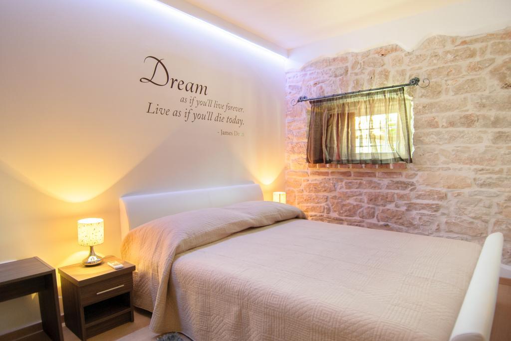 Apartments Borgo 8 Tar-Vabriga ภายนอก รูปภาพ