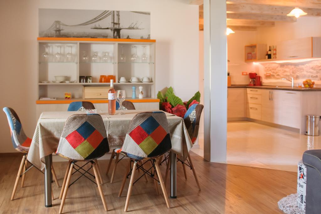 Apartments Borgo 8 Tar-Vabriga ภายนอก รูปภาพ