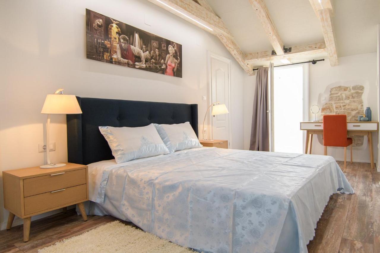 Apartments Borgo 8 Tar-Vabriga ภายนอก รูปภาพ